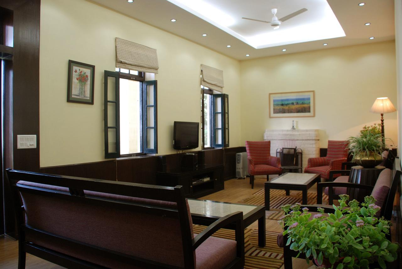 Alasia Hotel Kasauli Exteriér fotografie