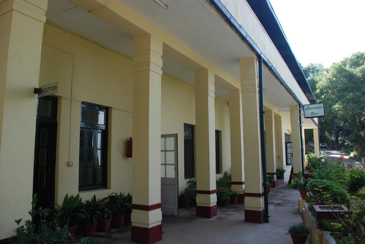 Alasia Hotel Kasauli Exteriér fotografie